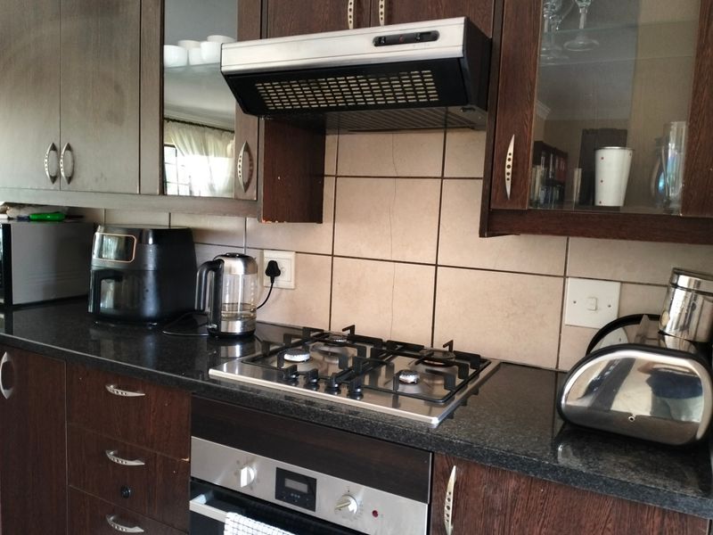 Townhouse For Sale In Centurion - Photo 6