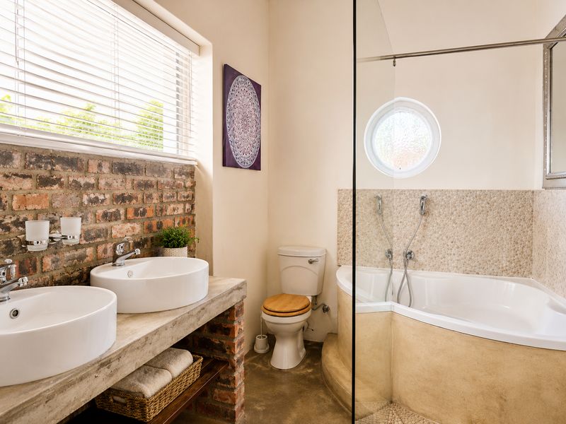 House Rental Monthly In Simons Town - Photo 8