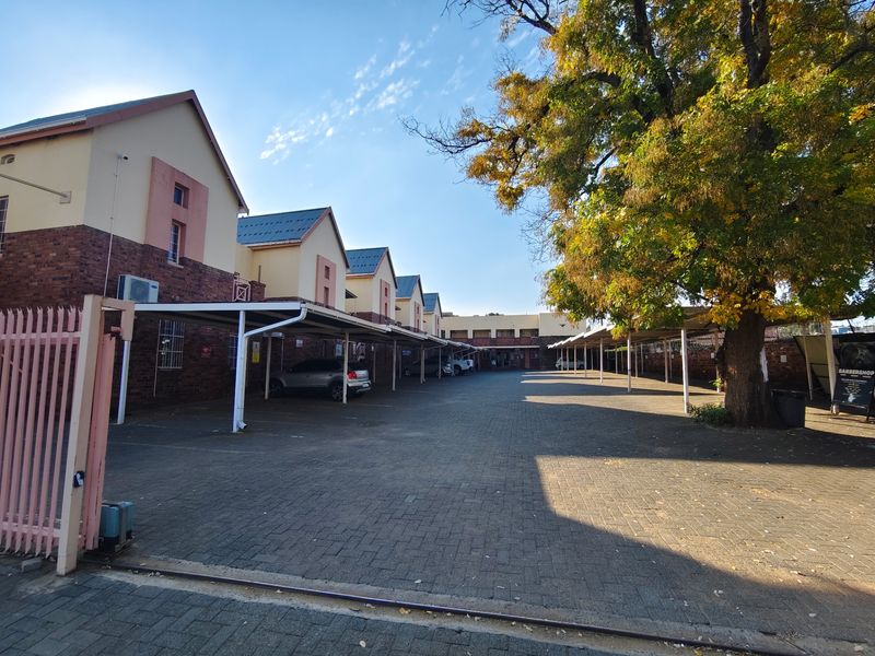 Commercial For Sale In Bloemfontein - Photo 1