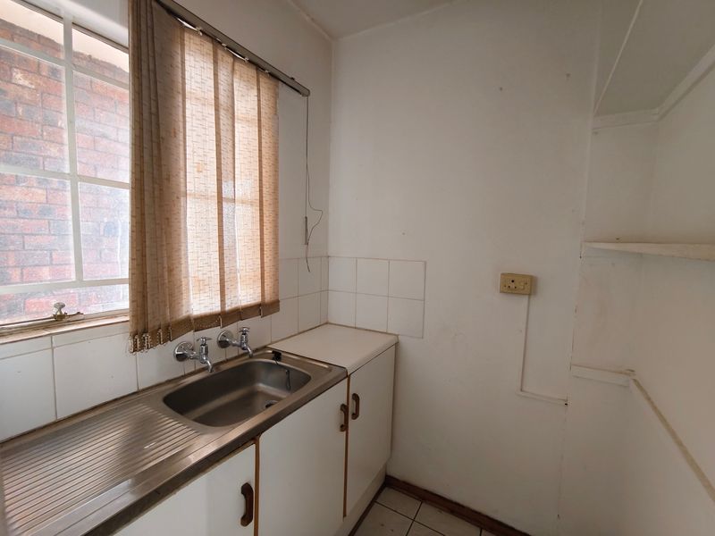 Commercial For Sale In Bloemfontein - Photo 7