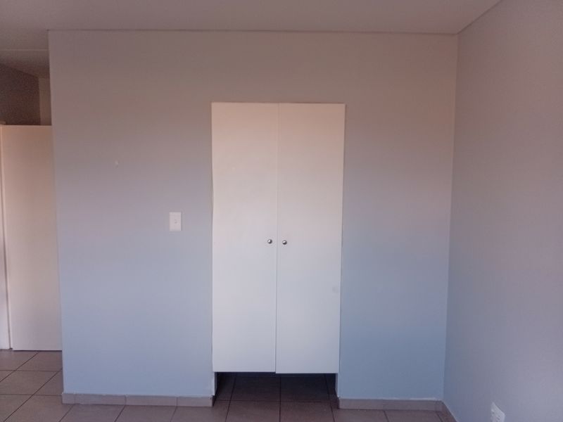 Apartment For Sale In Alberton - Photo 7