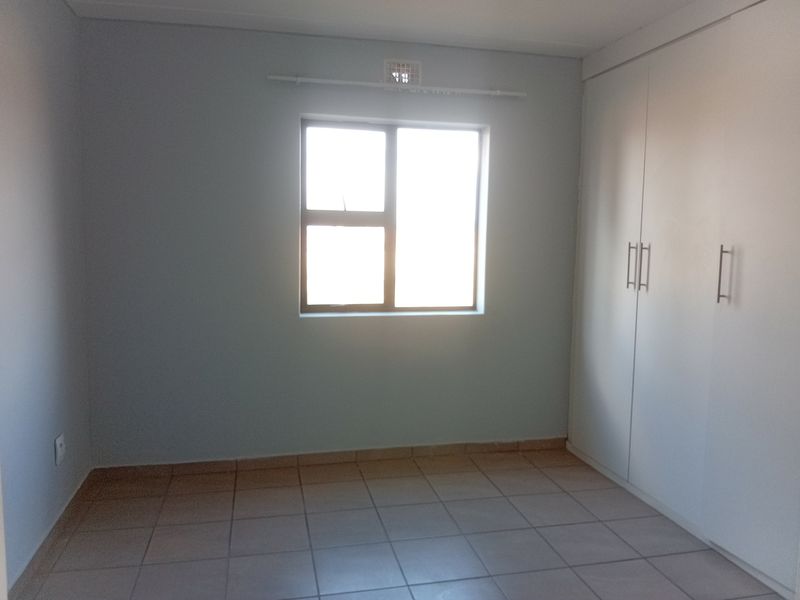 Apartment For Sale In Alberton - Photo 8