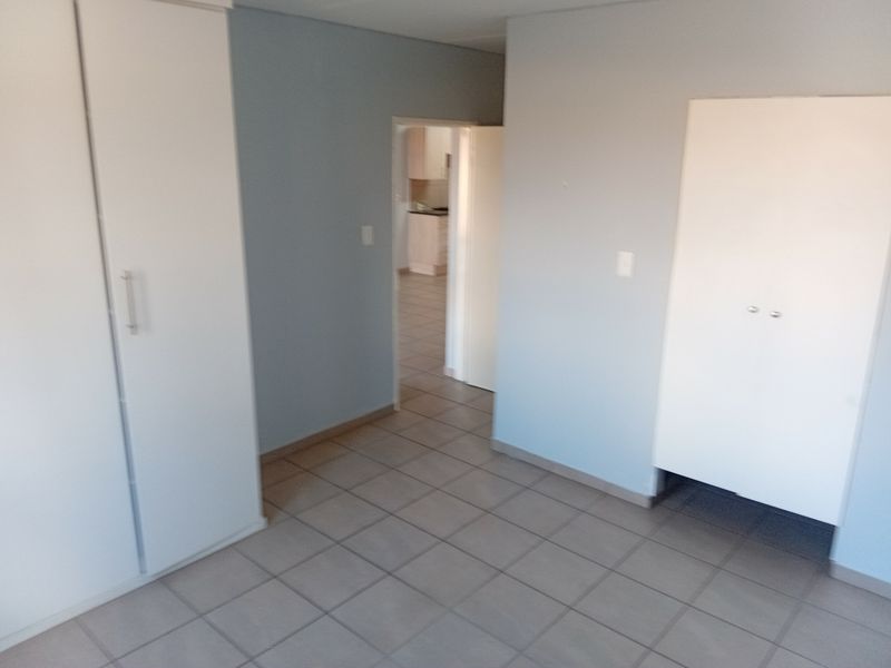 Apartment For Sale In Alberton - Photo 6