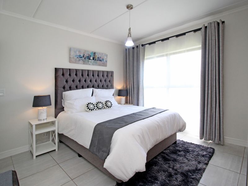 Apartment Rental Monthly In Midrand - Photo 7