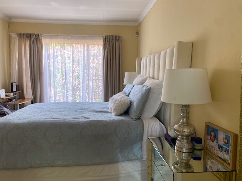 Apartment For Sale In Centurion - Photo 1