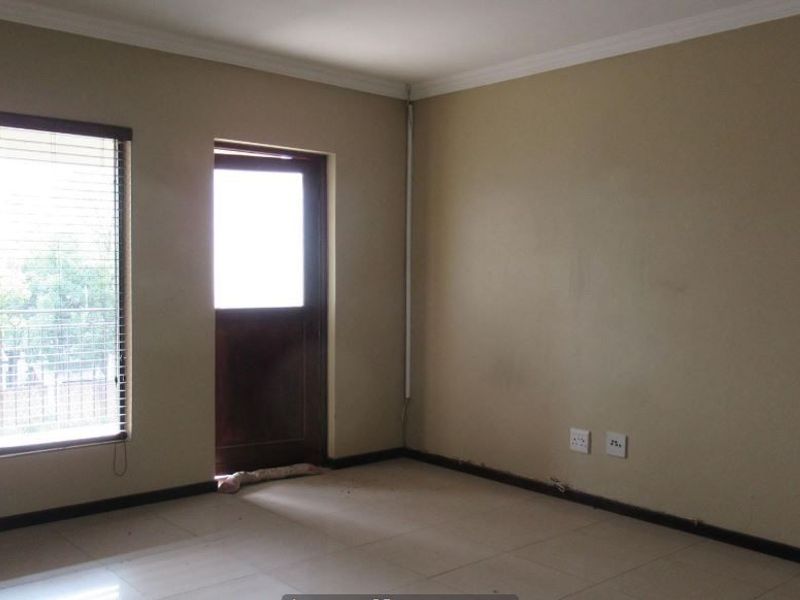 Apartment For Sale In Midrand - Photo 5
