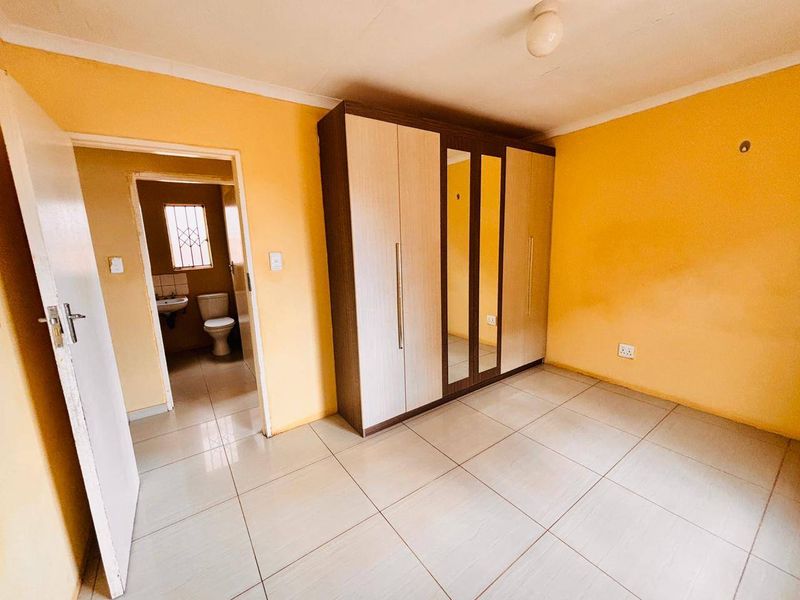 House For Sale In Soweto - Photo 7