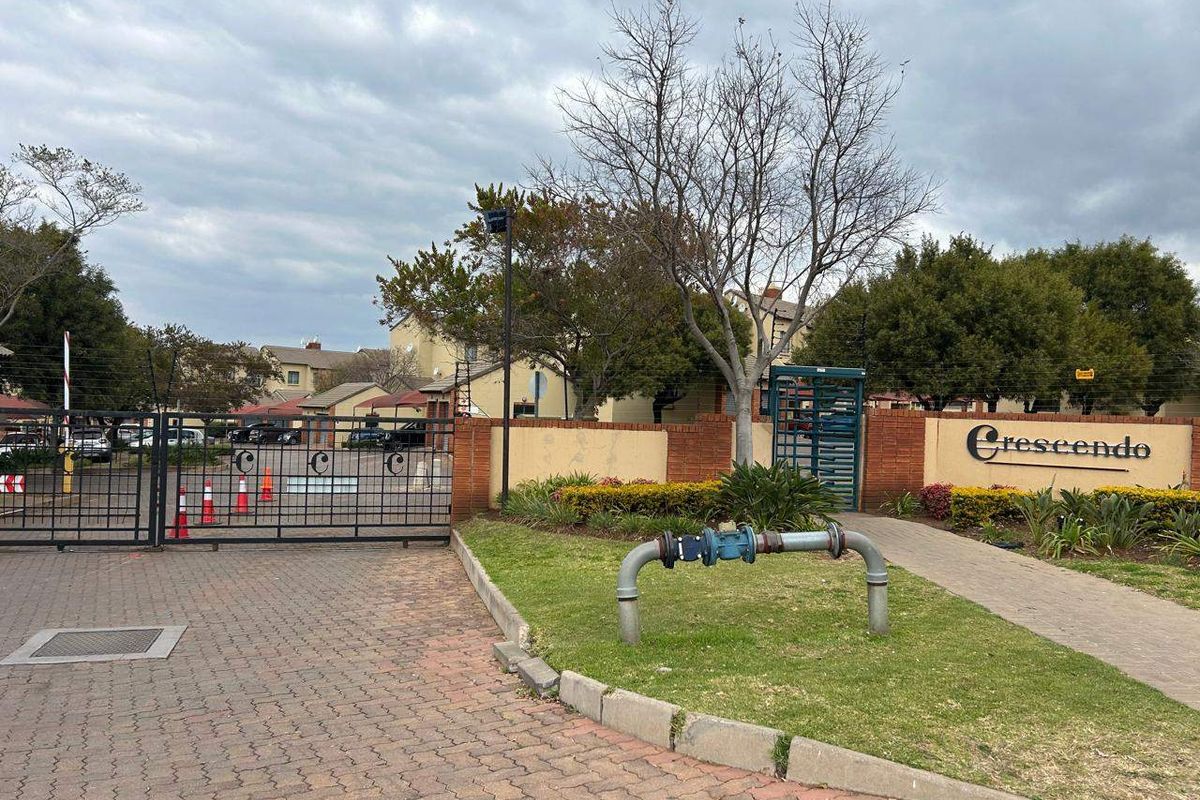 Apartment For Sale In Midrand - Photo 4