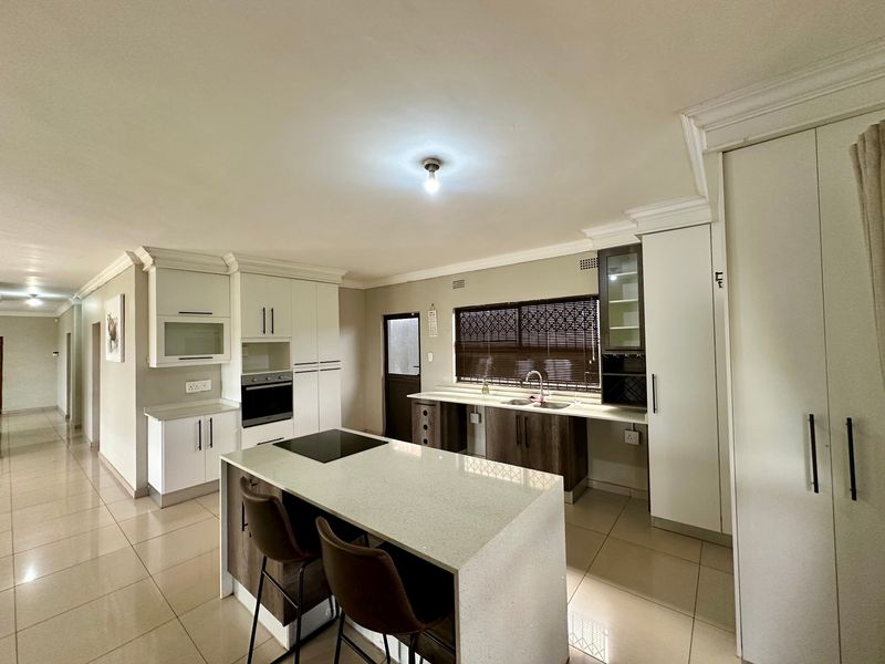 House For Sale In Margate - Photo 3