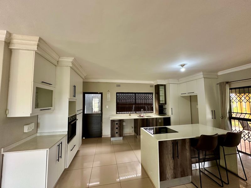 House For Sale In Margate - Photo 4