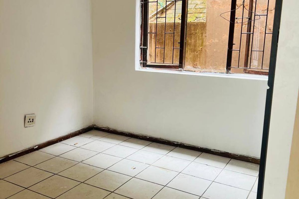 Apartment Rental Monthly In Durban - Photo 4