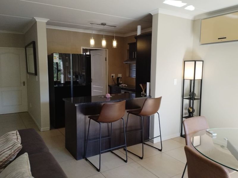 Townhouse Rental Monthly In Sandton - Photo 5