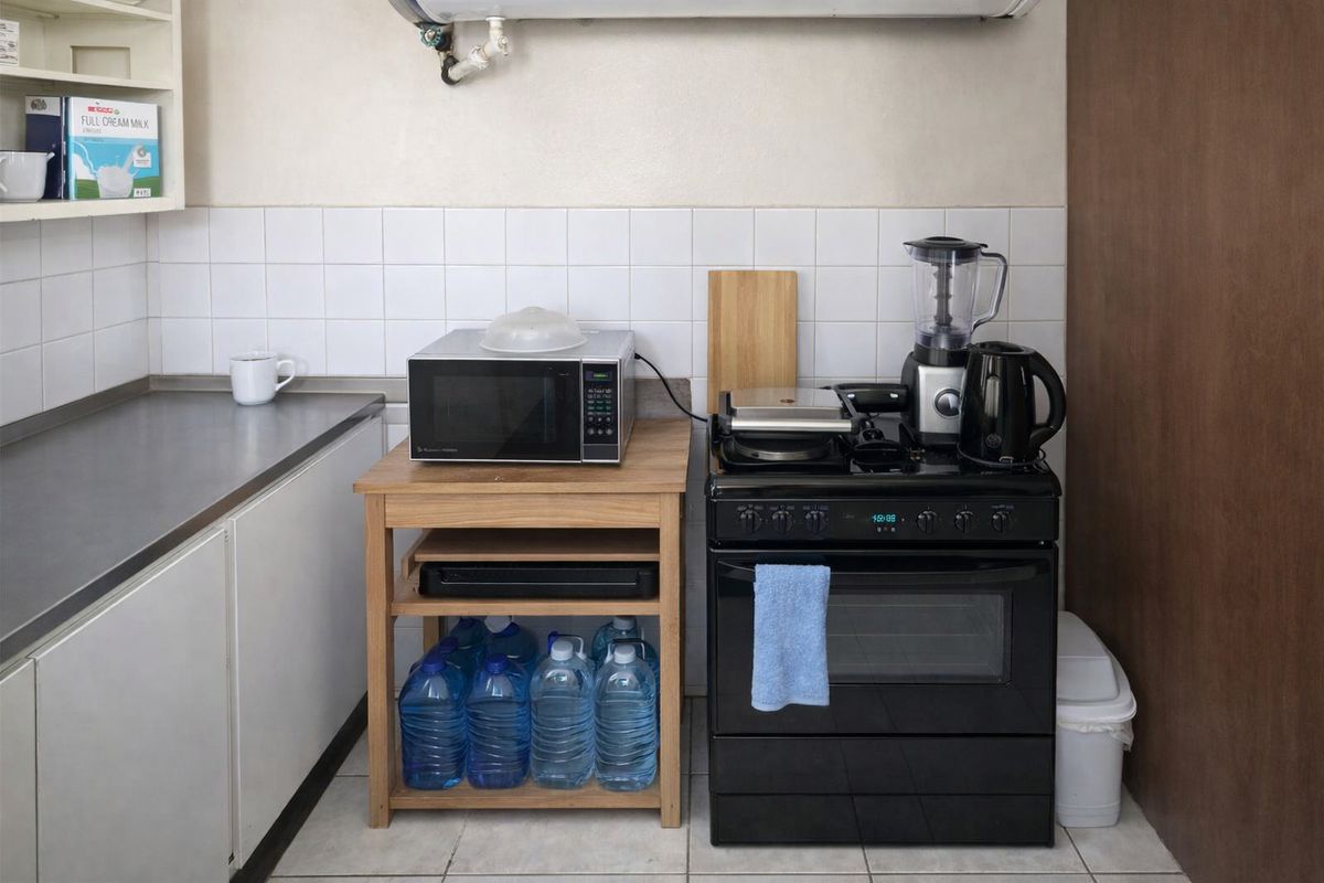 Apartment For Sale In Pretoria - Photo 4