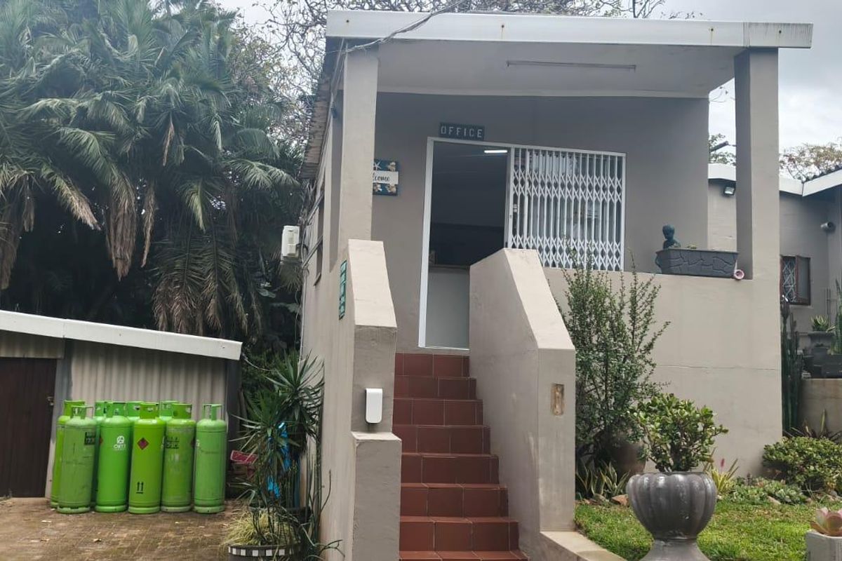 House For Sale In Port Edward - Photo 3