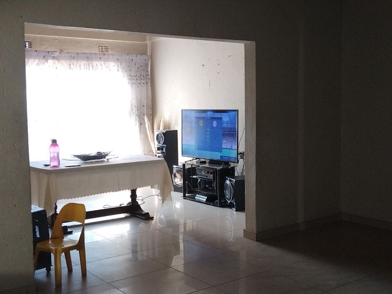 House For Sale In Katlehong - Photo 3