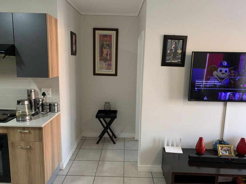 Apartment Rental Monthly In Sandton - Photo 4