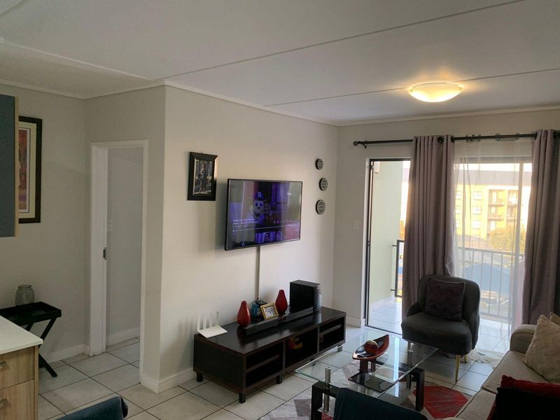 Apartment Rental Monthly In Sandton - Photo 3