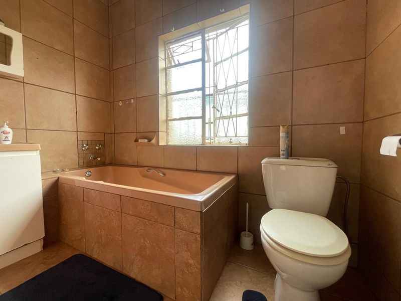 House For Sale In Krugersdorp - Photo 7