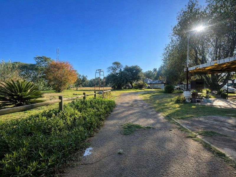 House For Sale In Randfontein - Photo 1