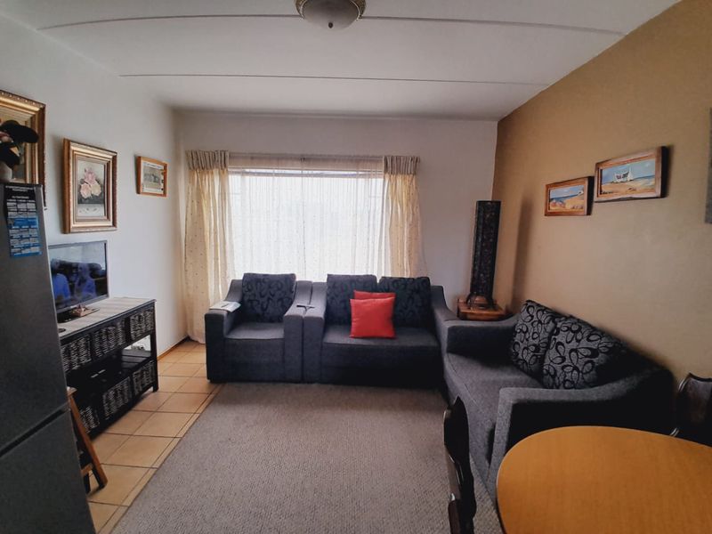 Apartment For Sale In Krugersdorp - Photo 9