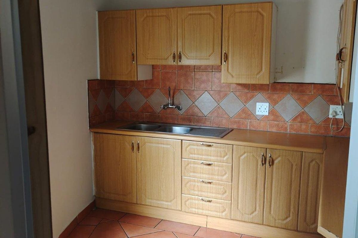 Apartment Rental Monthly In Krugersdorp - Photo 3