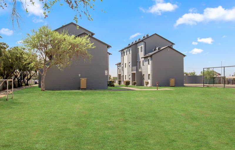 Apartment For Sale In Springs