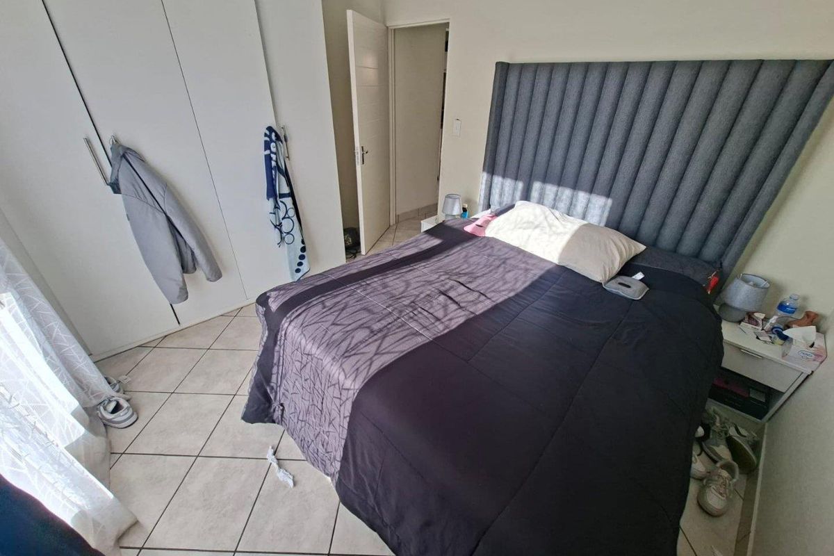Apartment For Sale In Roodepoort - Photo 4