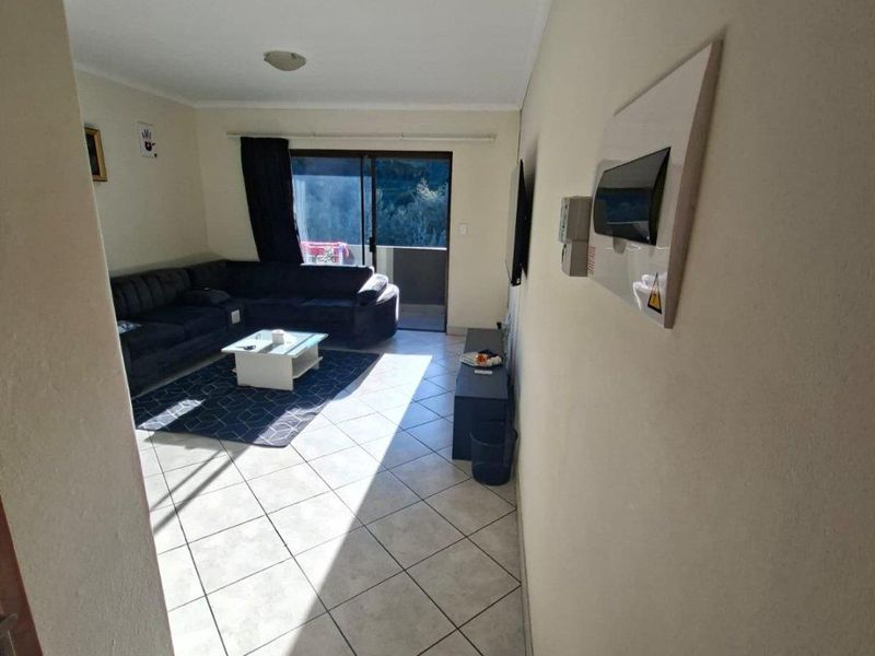 Apartment For Sale In Roodepoort - Photo 8