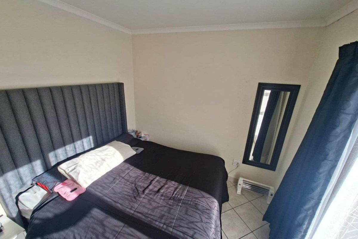 Apartment For Sale In Roodepoort - Photo 5