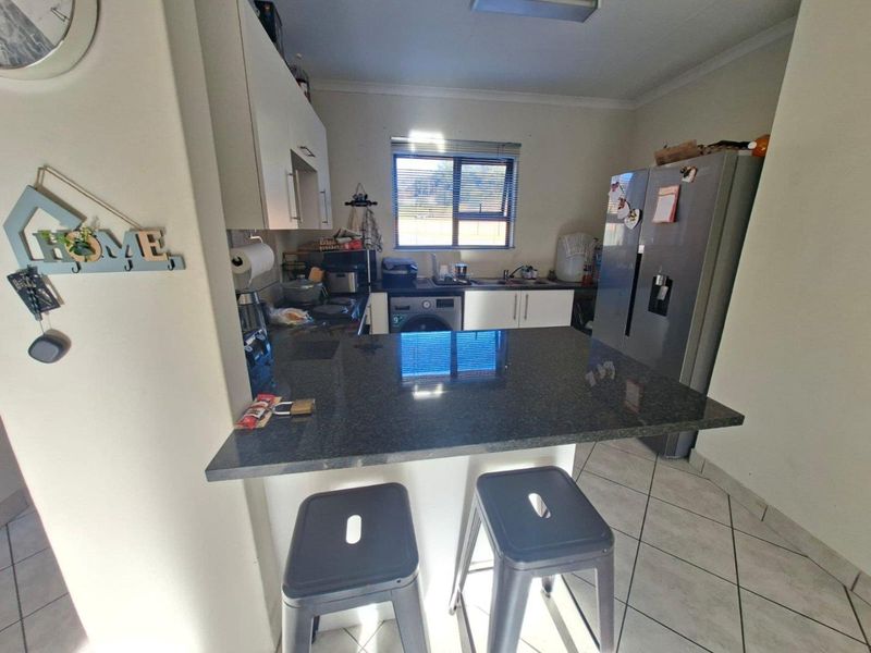 Apartment For Sale In Roodepoort - Photo 10