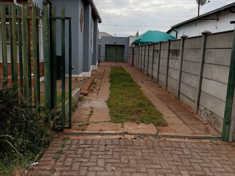 House For Sale In Randfontein - Photo 8