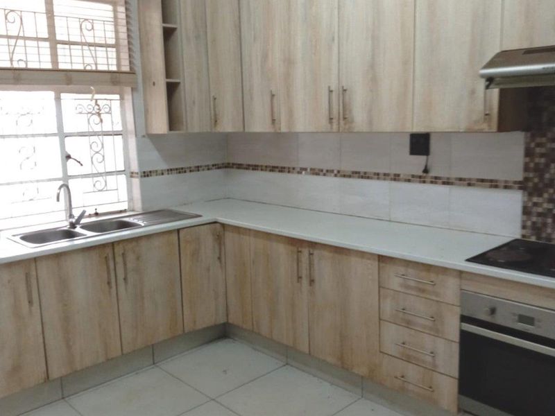 House For Sale In Randfontein - Photo 10