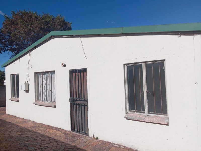 House For Sale In Soweto - Photo 3