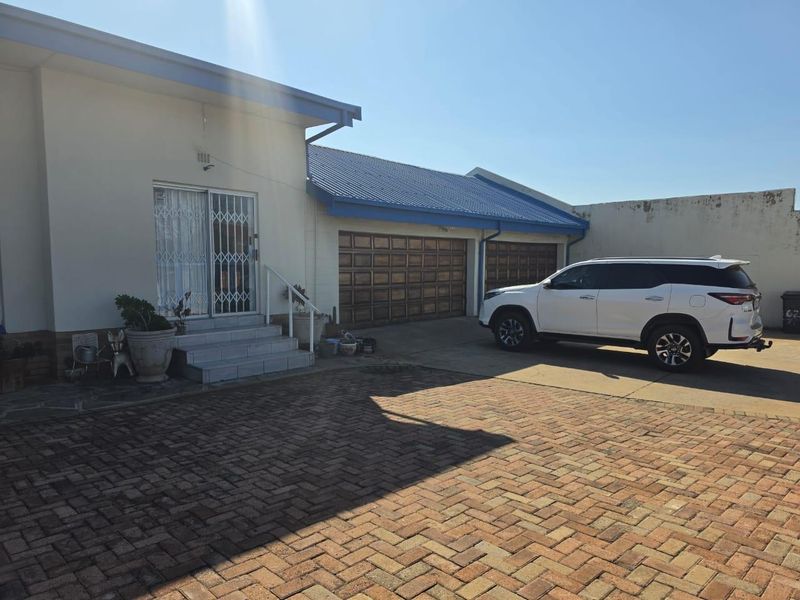 House For Sale In Krugersdorp - Photo 3