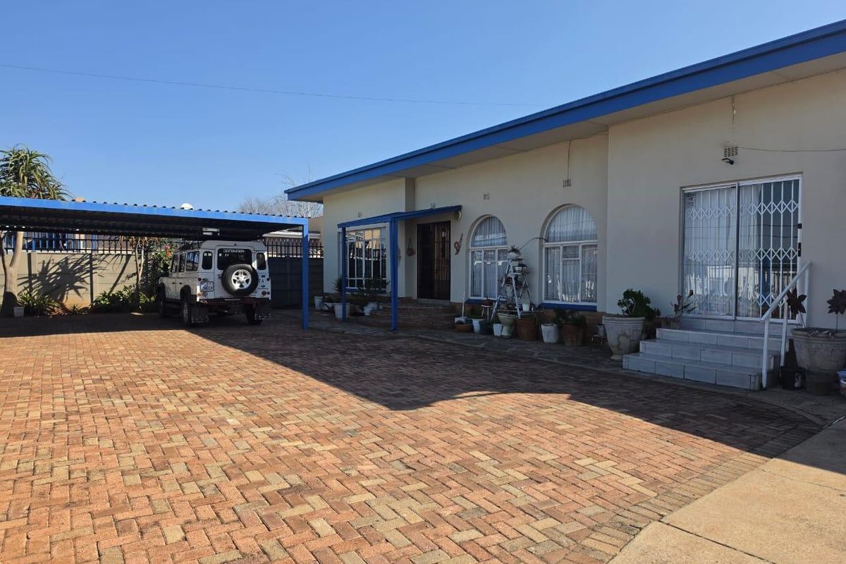 House For Sale In Krugersdorp - Photo 2