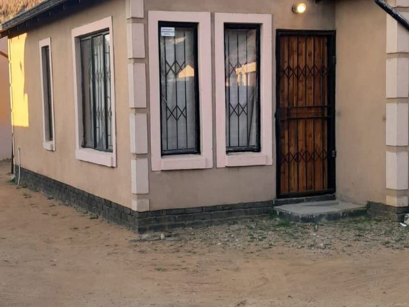 House Rental Monthly In Krugersdorp - Photo 2