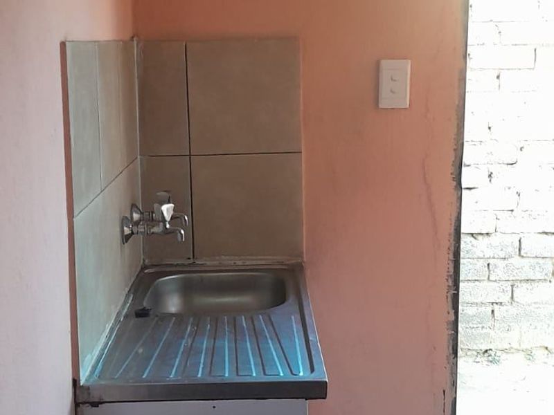 House Rental Monthly In Krugersdorp - Photo 4