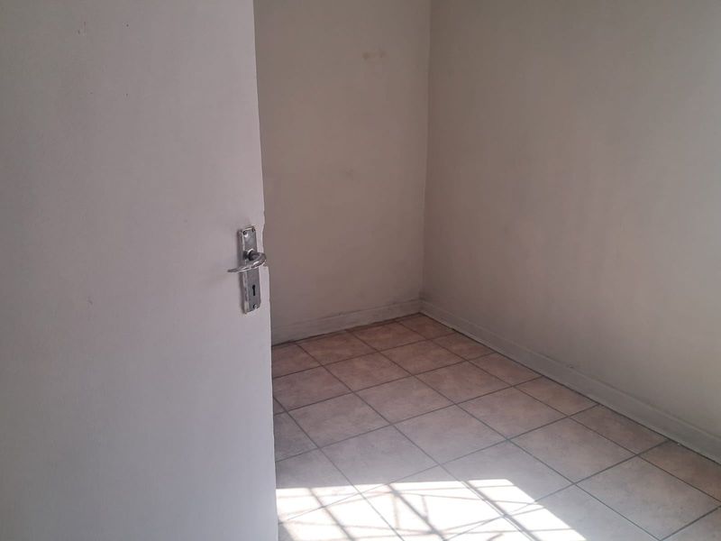 House Rental Monthly In Zeerust - Photo 7