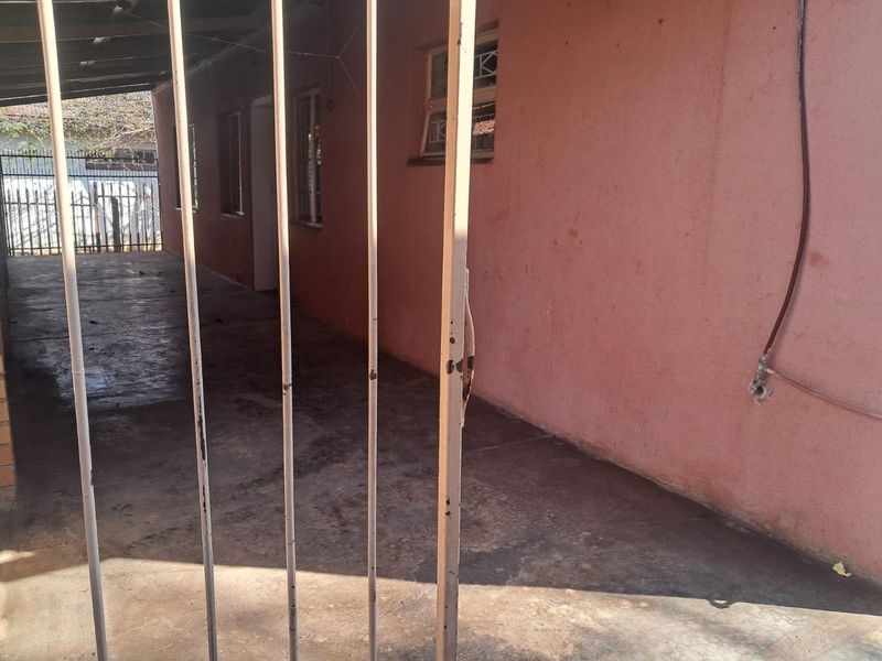 House Rental Monthly In Zeerust - Photo 6