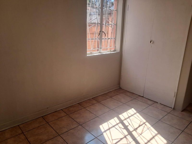 House Rental Monthly In Zeerust - Photo 8