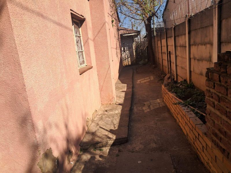 House Rental Monthly In Zeerust - Photo 3