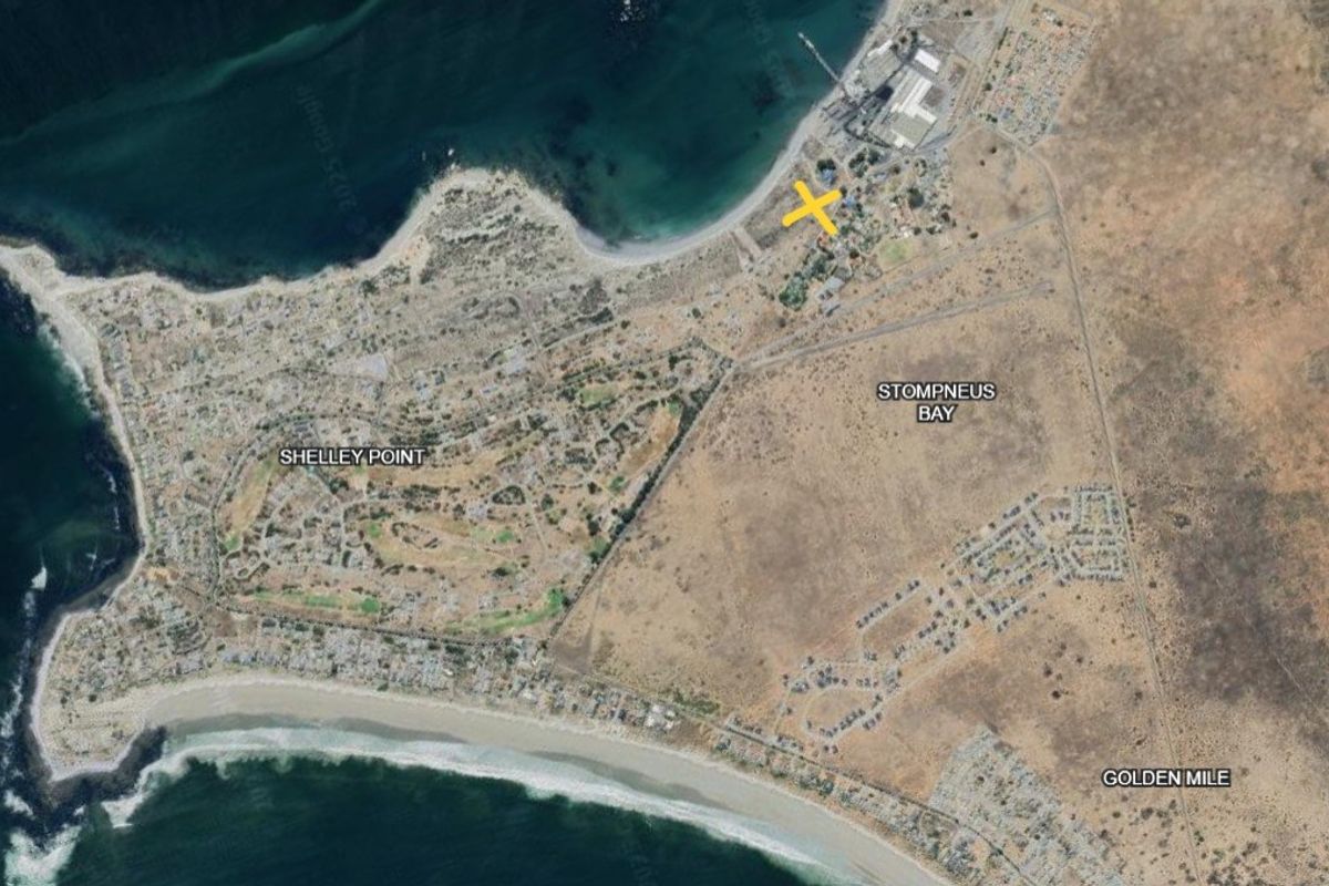 Aerial view of the coastal area including Shelley Point and Stompneus Bay, highlighting the local geography and residential layout.