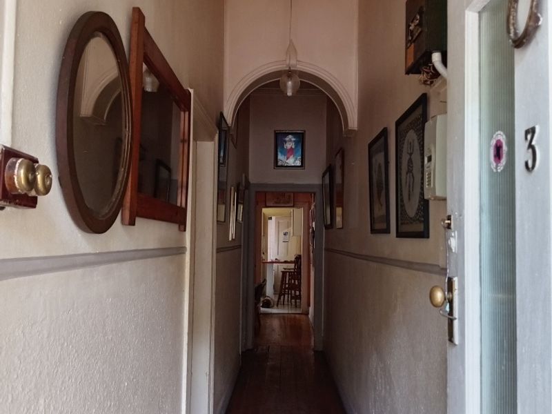 House Pending Sale In Cape Town - Photo 3