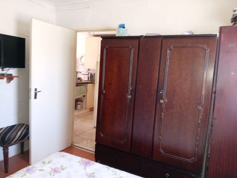 House Sold In Cape Town - Photo 3