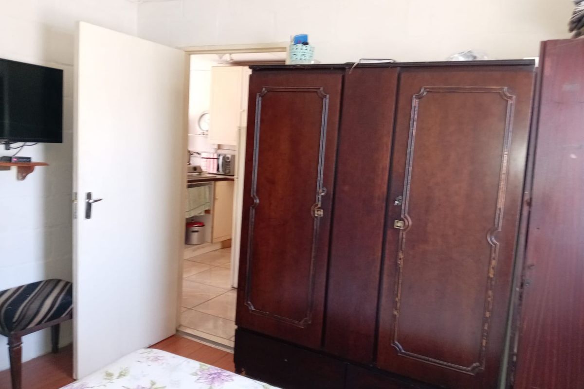 House Sold In Cape Town - Photo 3