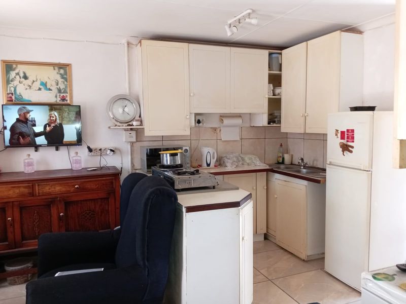 House Sold In Cape Town - Photo 10
