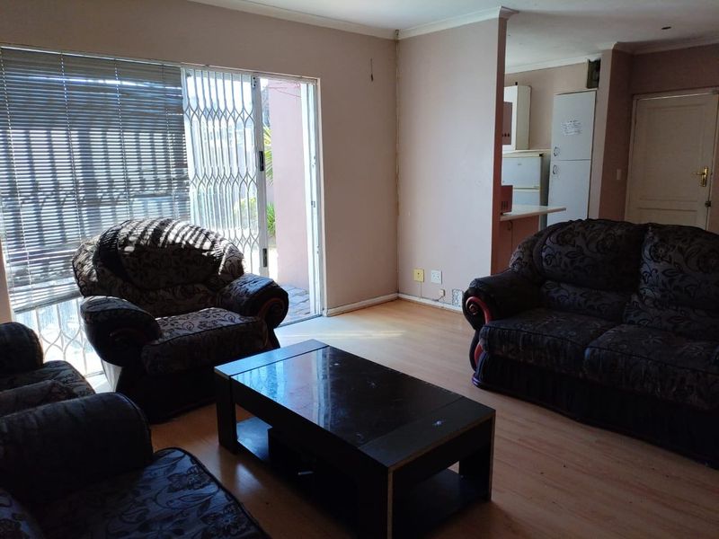 House Pending Sale In Milnerton - Photo 4