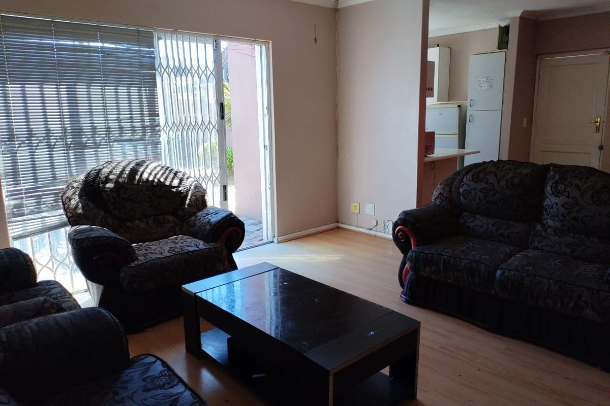 House Pending Sale In Milnerton - Photo 4