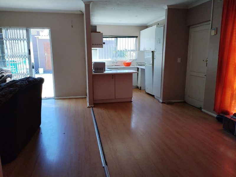 House Pending Sale In Milnerton - Photo 7