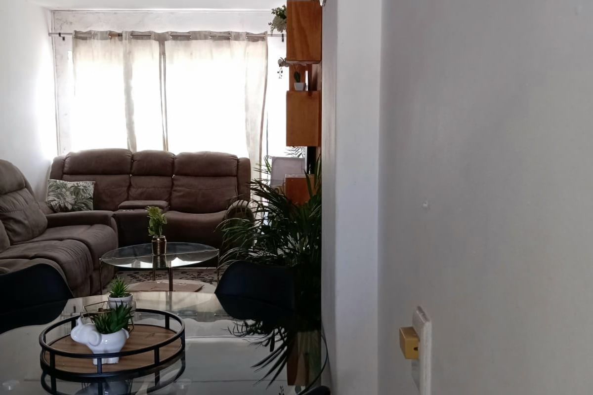 Apartment For Sale In Cape Town - Photo 3